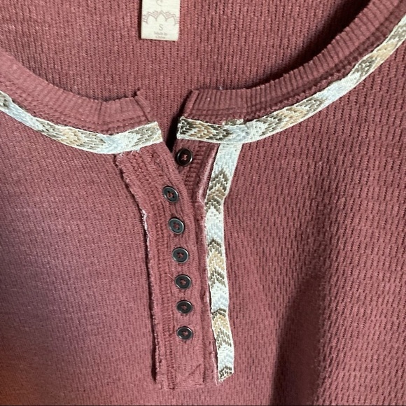 Altar’d State Waffle Shirt Size Small - Picture 5 of 5